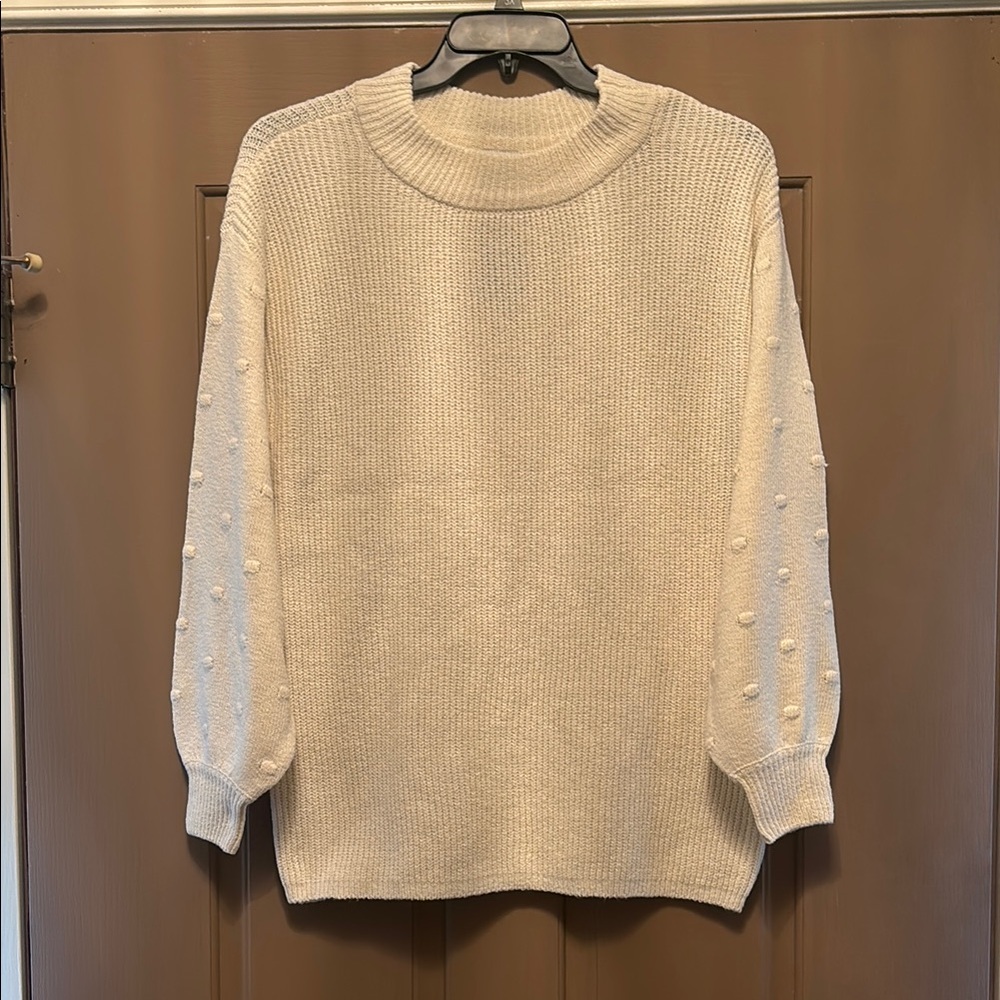 NWT Avenue Cream/Ivory Paige Sweater size 14/16